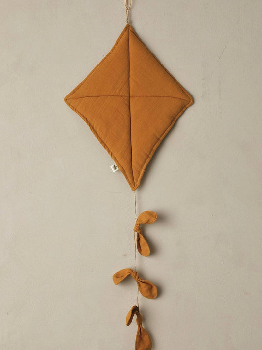 Wall Kite - Caramel