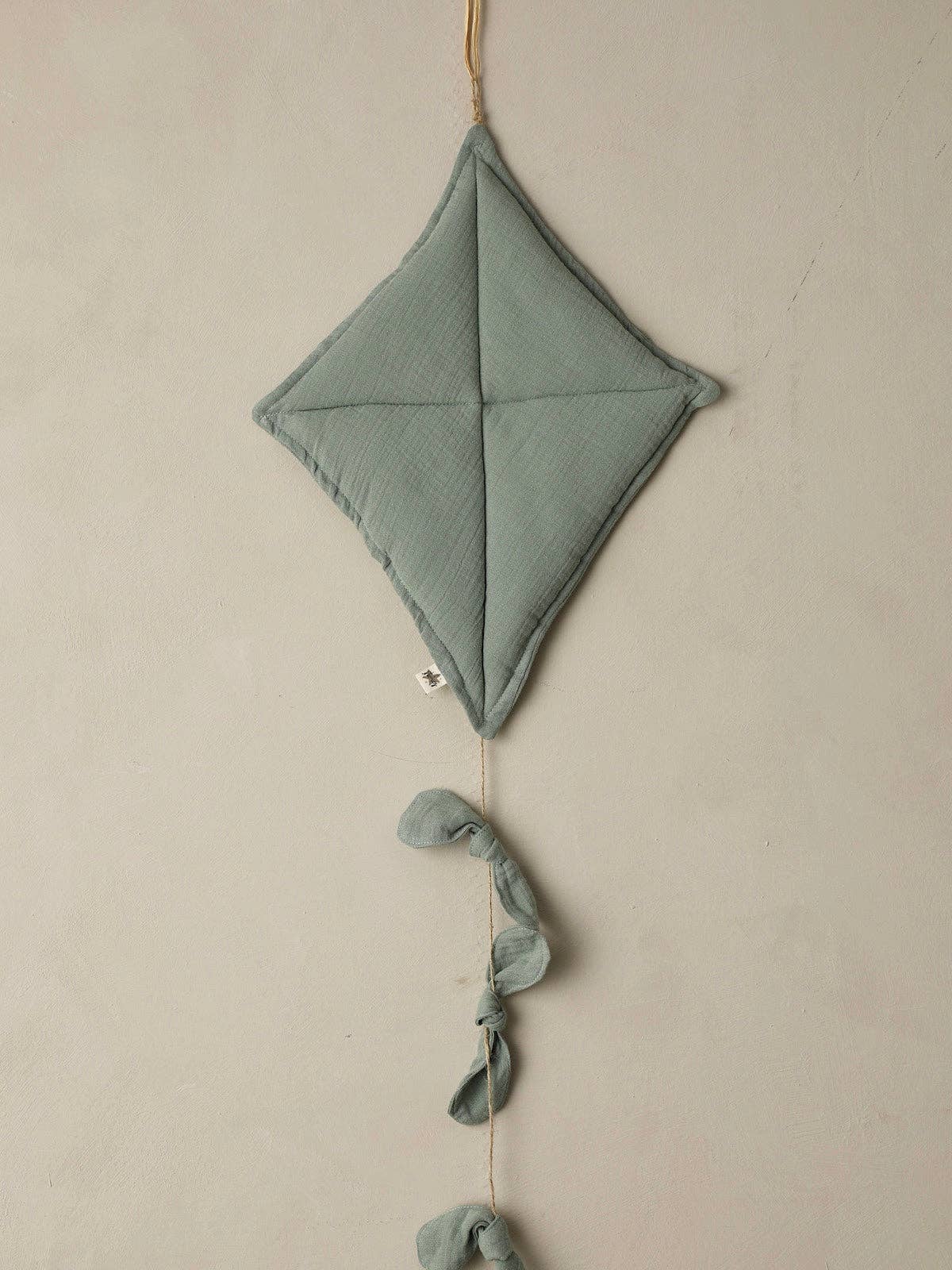 Wall Kite - Caramel