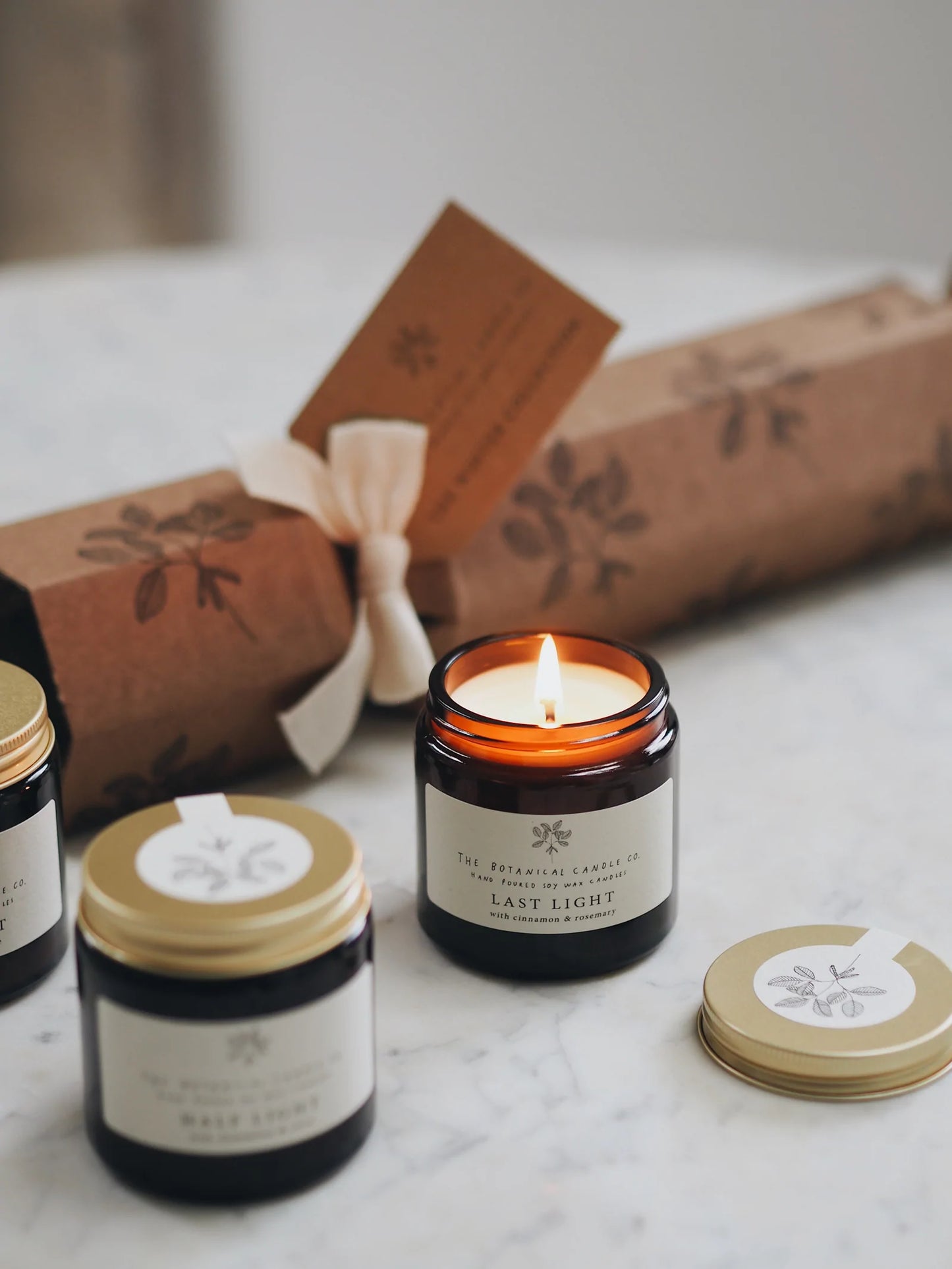 The Winter Collection Candle Cracker