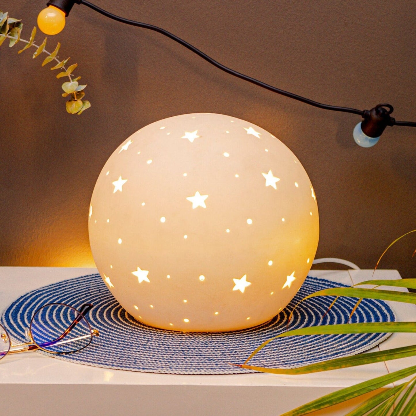 Comet Porcelain Lamp