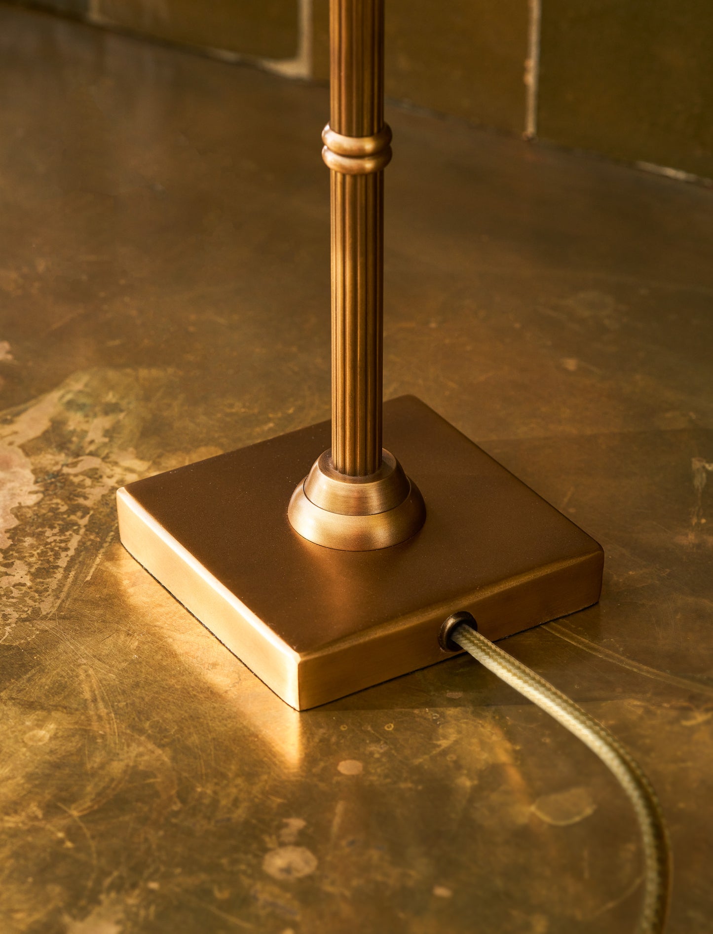 Kelmscot Table Lamp Antique Brass