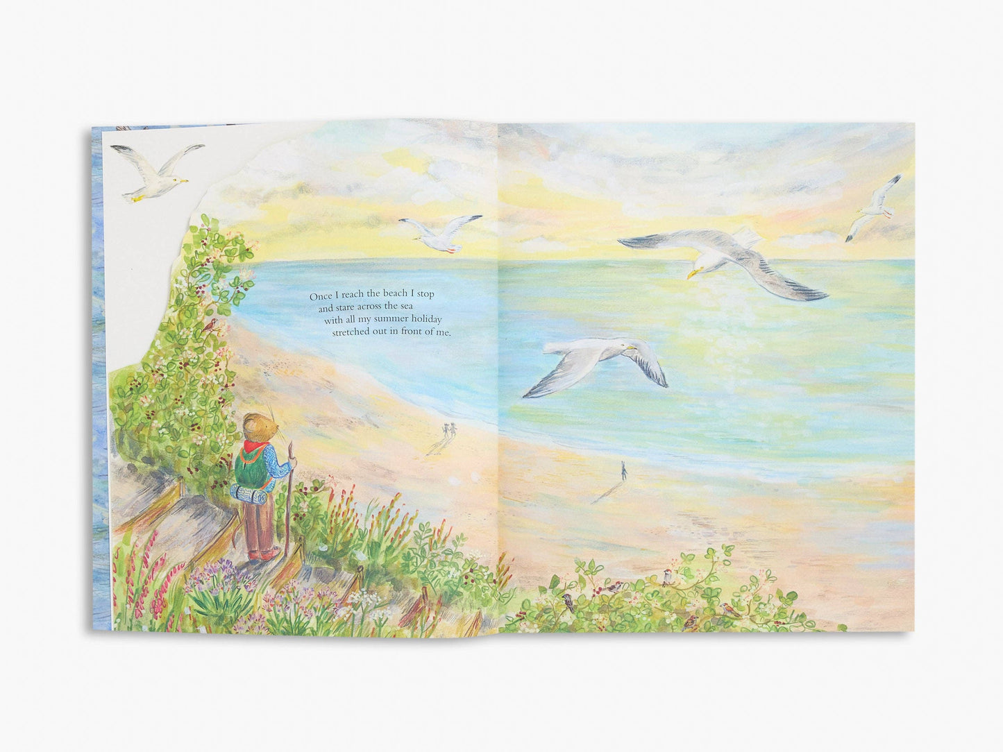 Mouse by the Sea (Mouse’s Adventures)