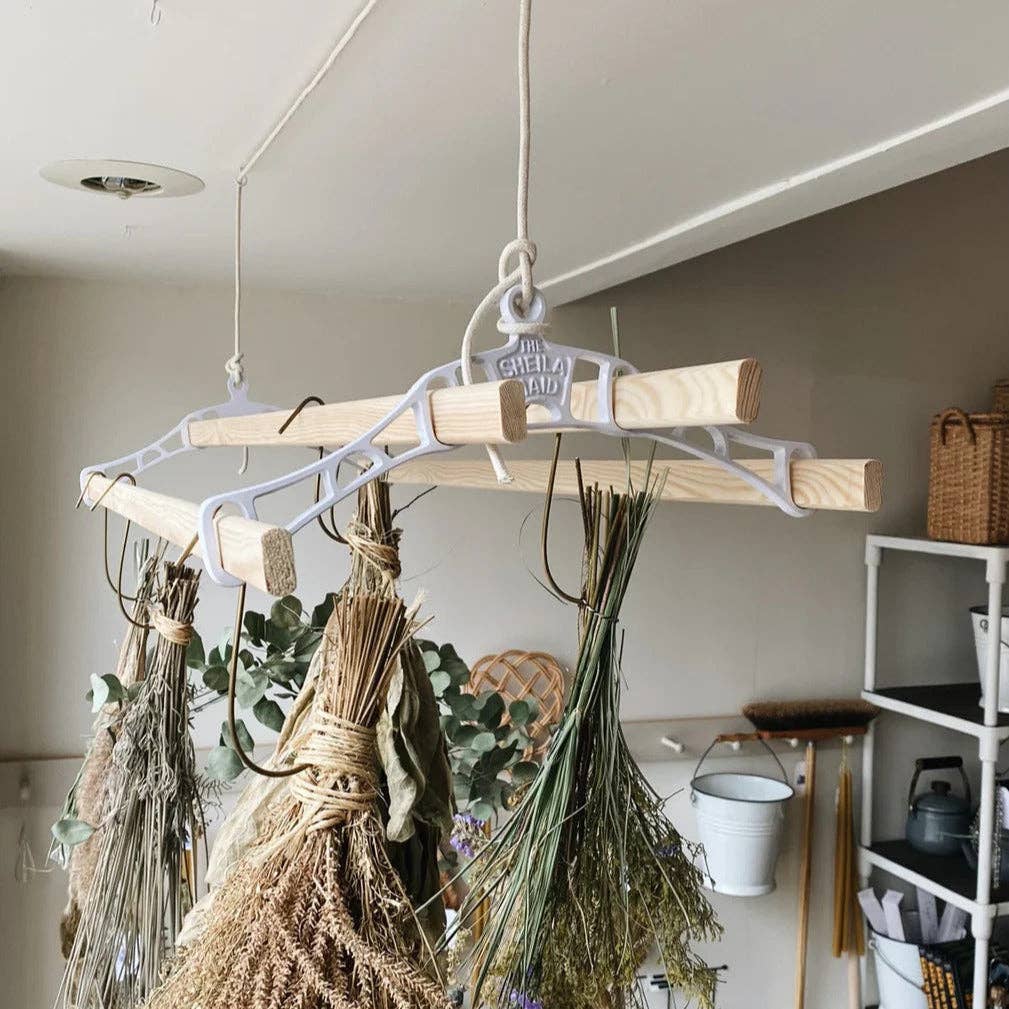 Sheila Maid Clothes Airer: Black / 57" 145 cm / 6 wooden Rails -22" 5(56cm)