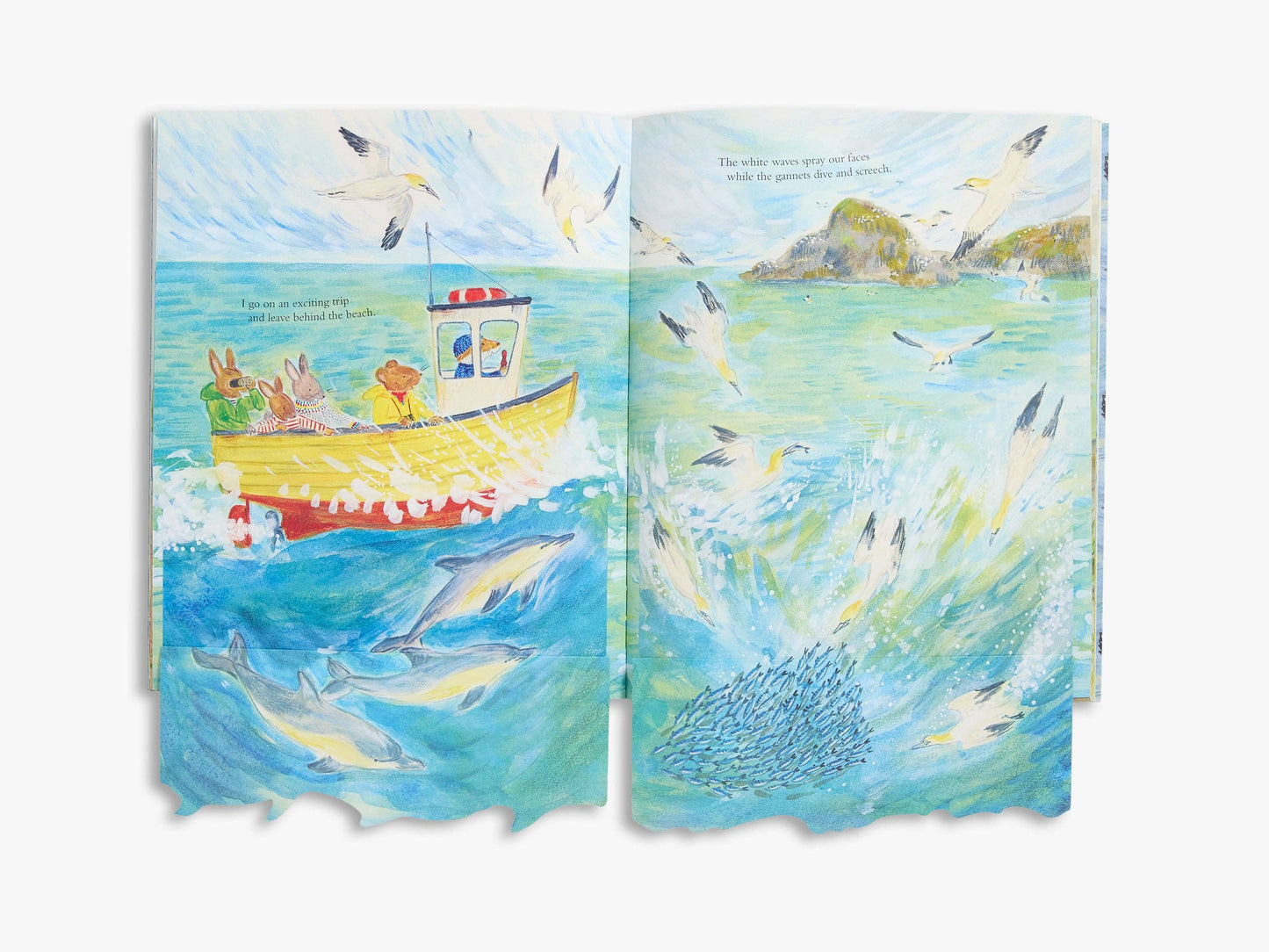 Mouse by the Sea (Mouse’s Adventures)