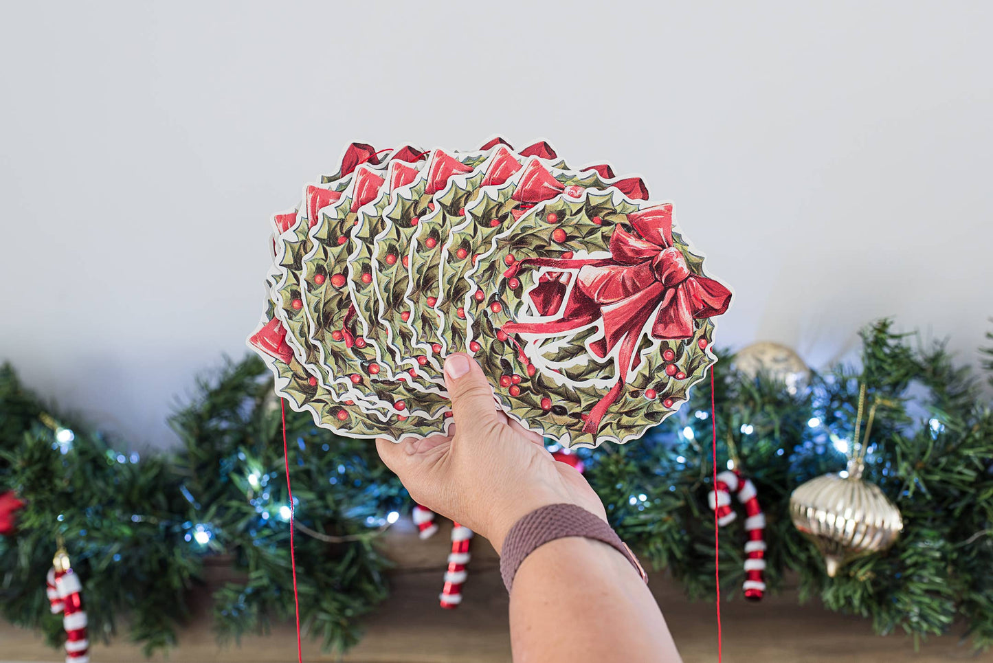 CHRISTMAS WREATH GARLAND