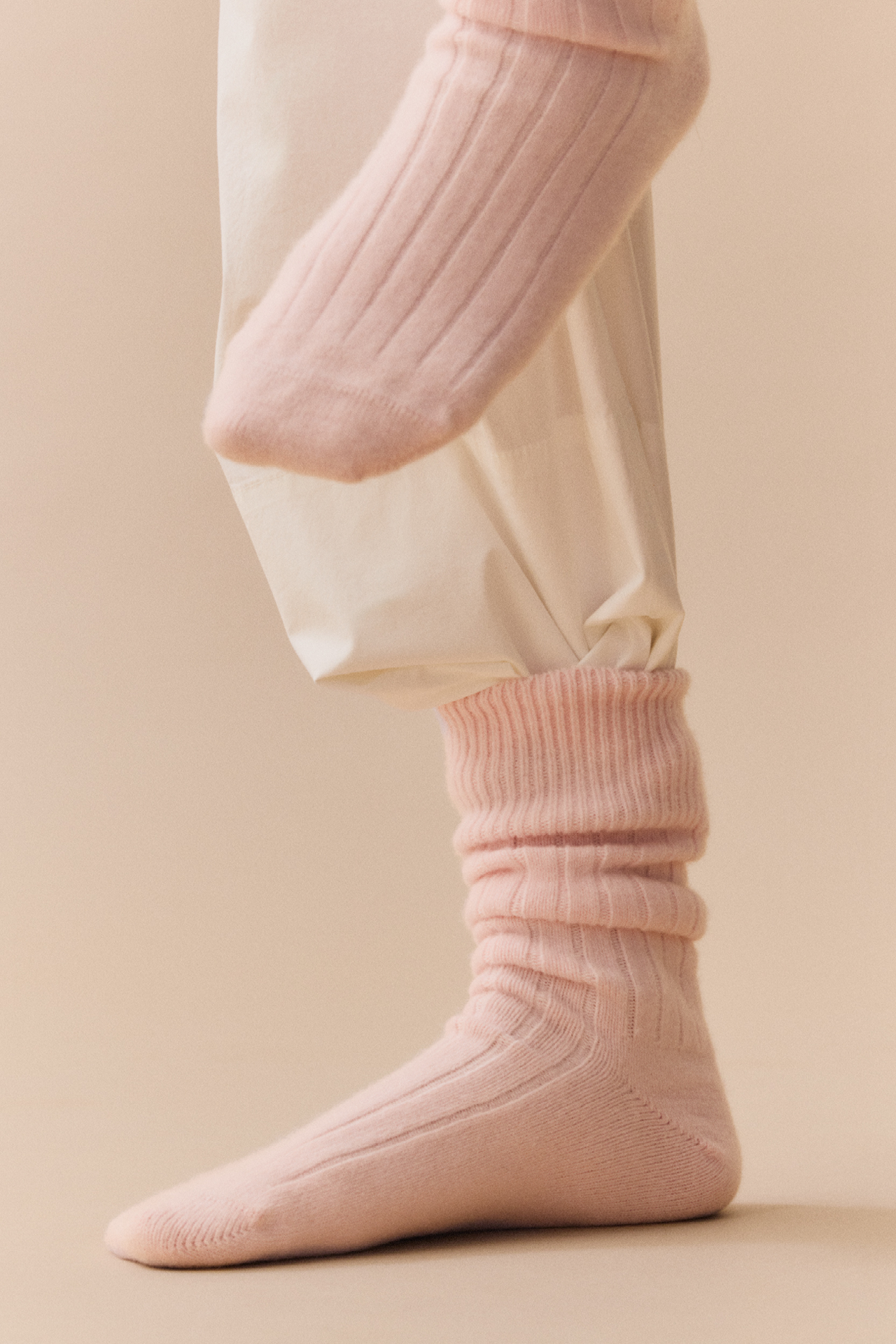 Frosting Pink Merino Bed Socks: Frosting Pink / Large (UK 9-13)