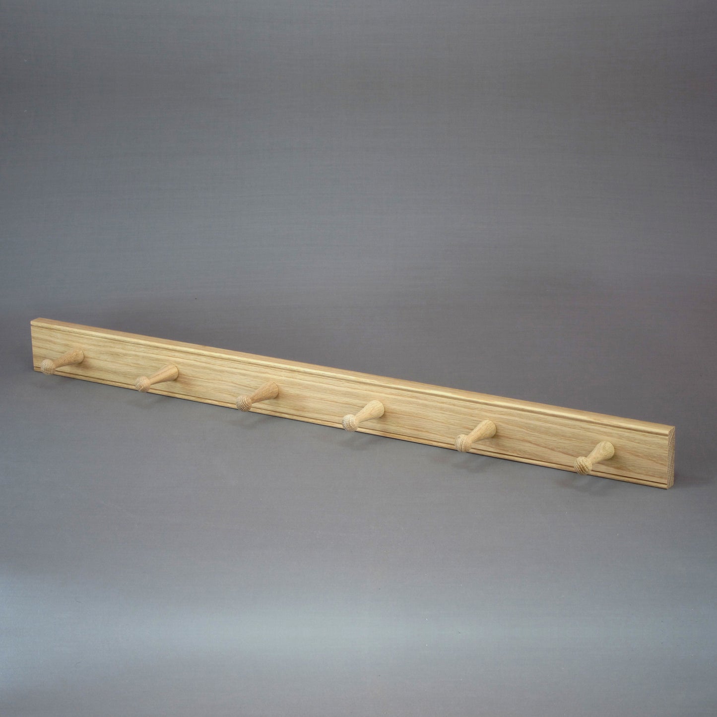 Oak Shaker 6 peg rack