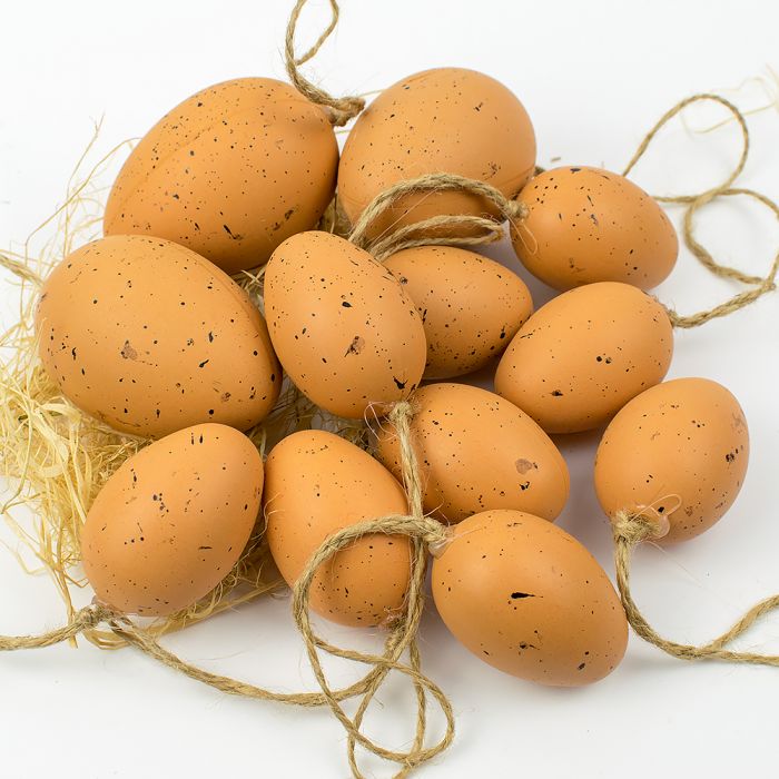 Natural egg decorations